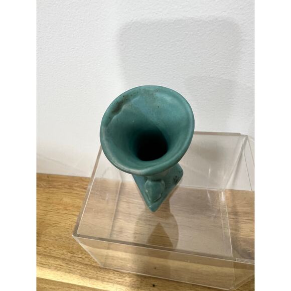 Made in the 40’s by Abingdon ? Pottery Cornucopia Vase - Picture 5 of 8